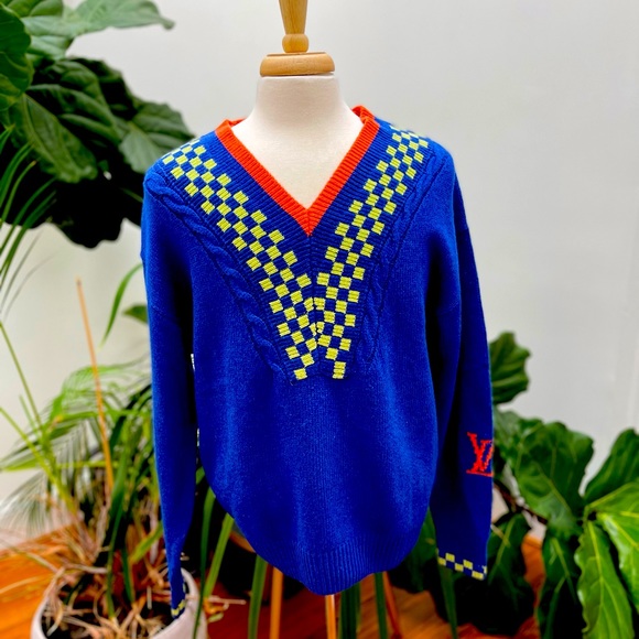 Louis Vuitton v-neck knit sweater - Main Image